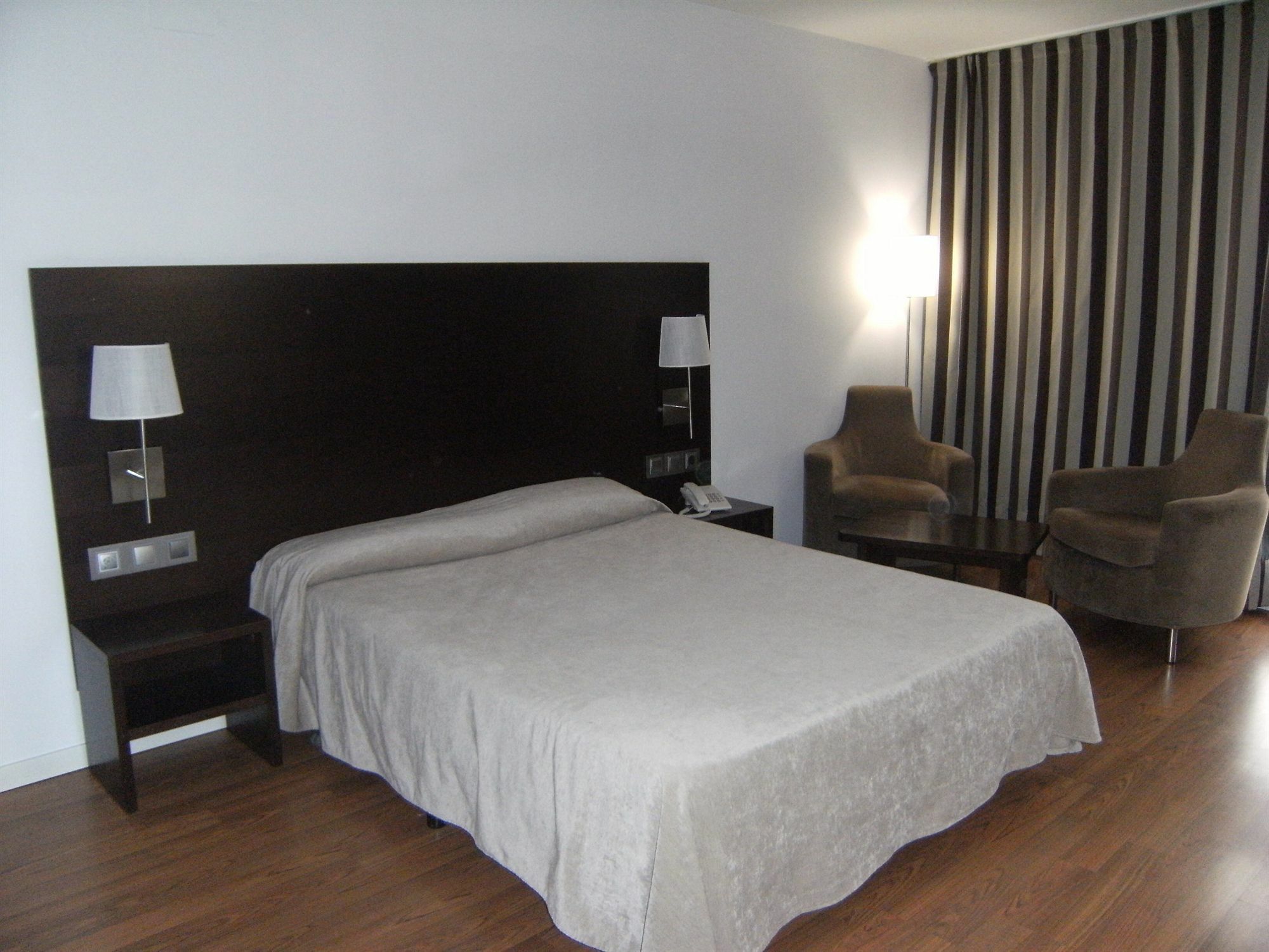 Hotel Alda Zaragoza Independencia ภายนอก รูปภาพ